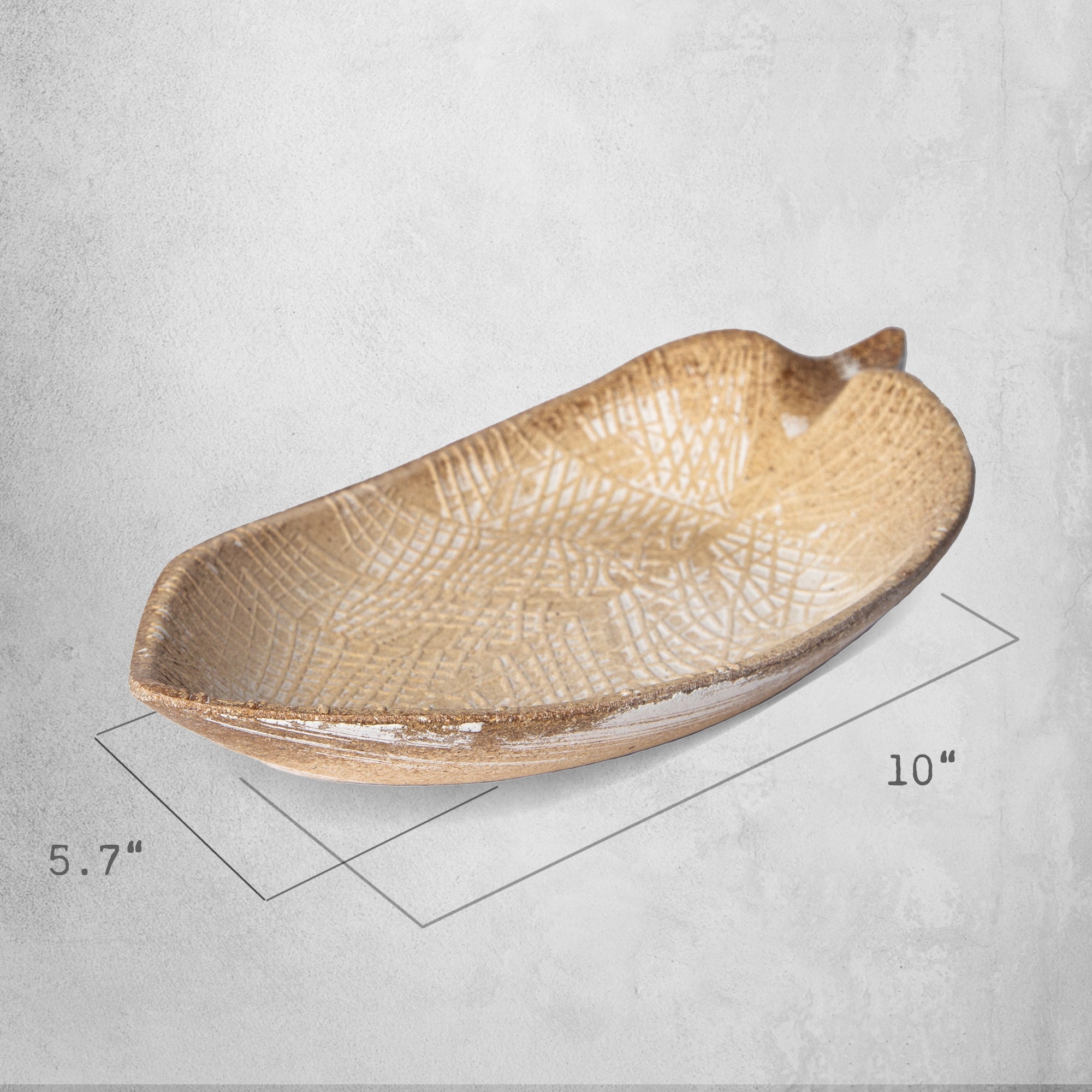 Wood Leaf Shaped Tray — Decorative Serving Platter & Key Bowl for Entryway