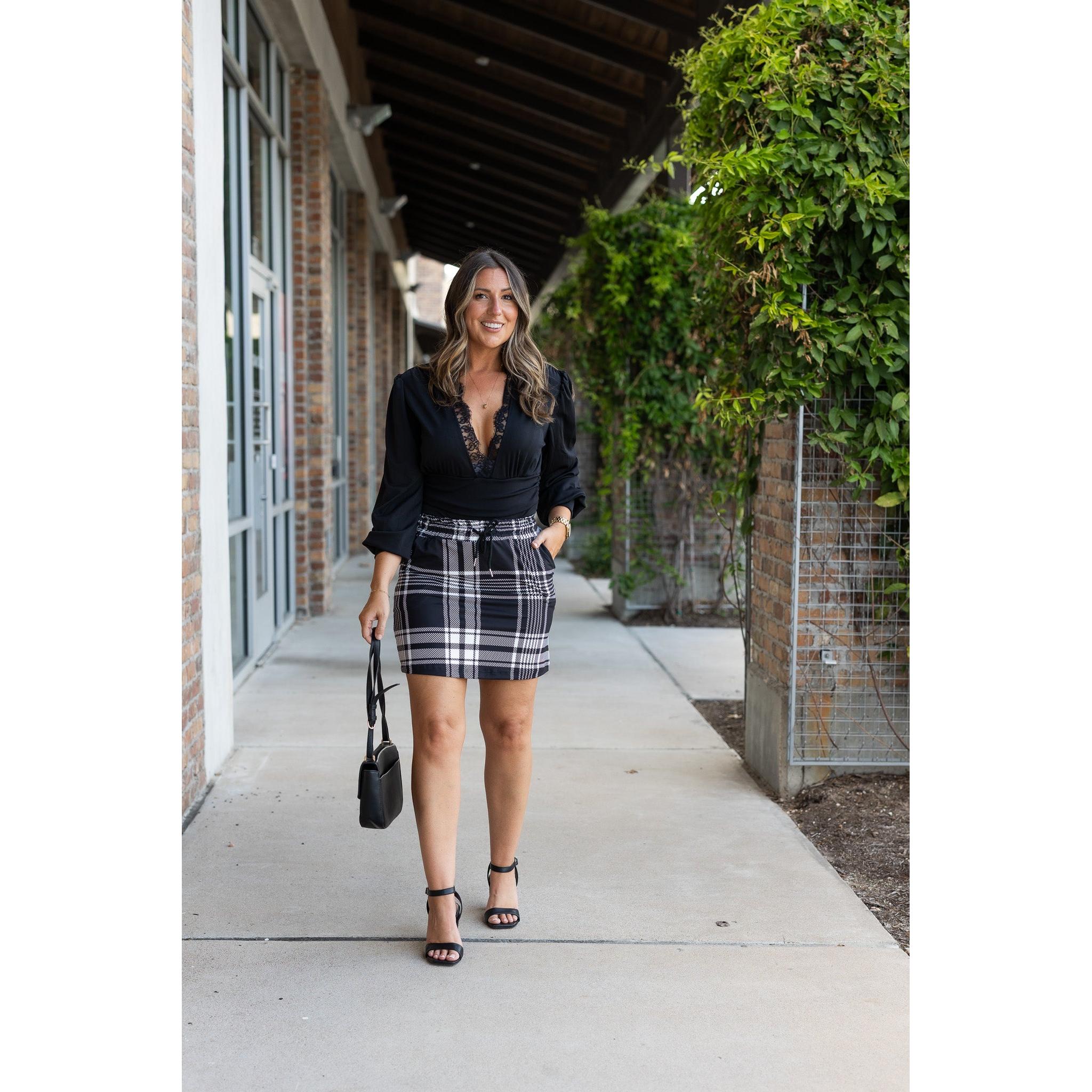 Amelia - Black And White Plaid Jogger Skirt