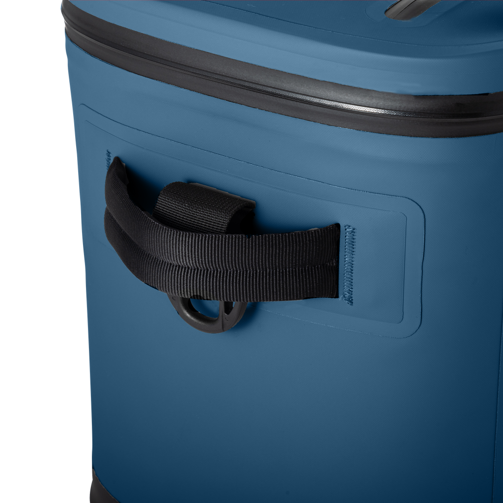 Backcountry Class™ Daypack Cooler Bag