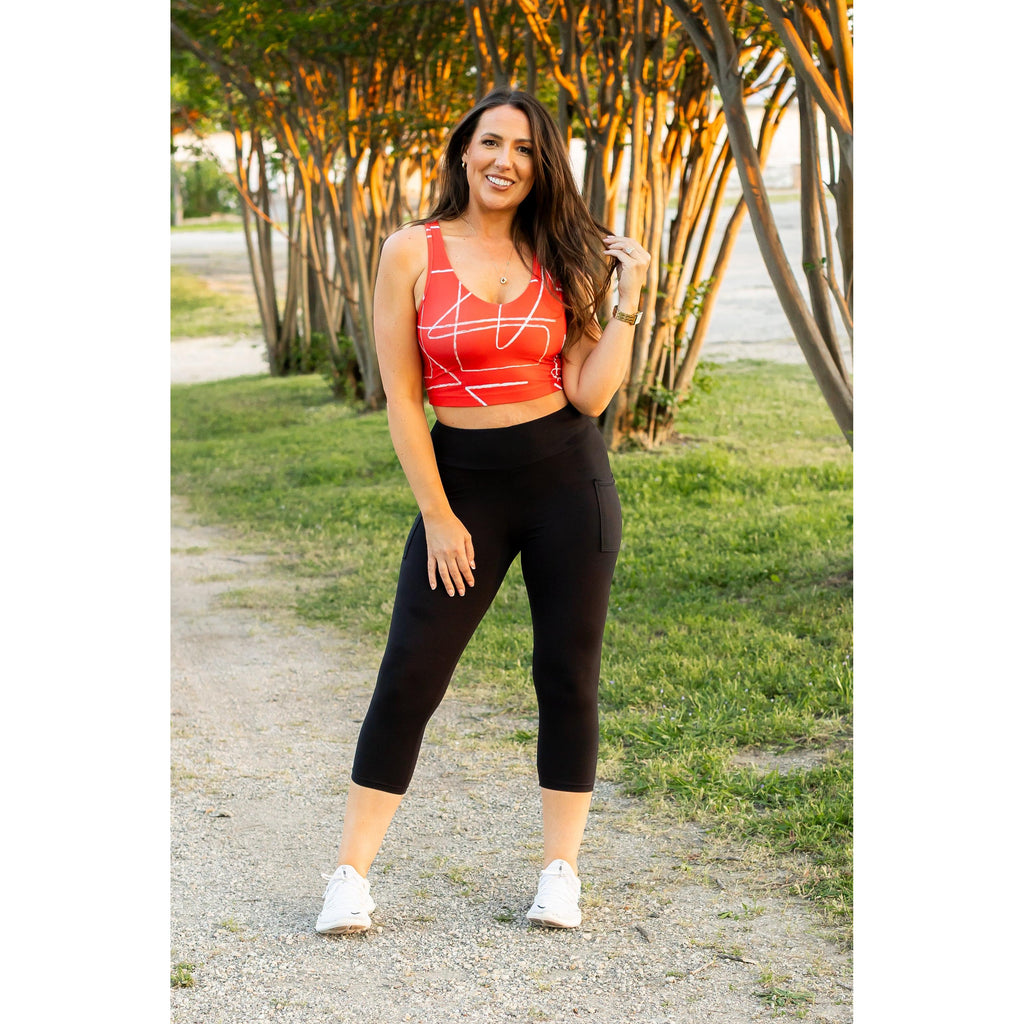 Cassandra - Black CAPRI with POCKETS