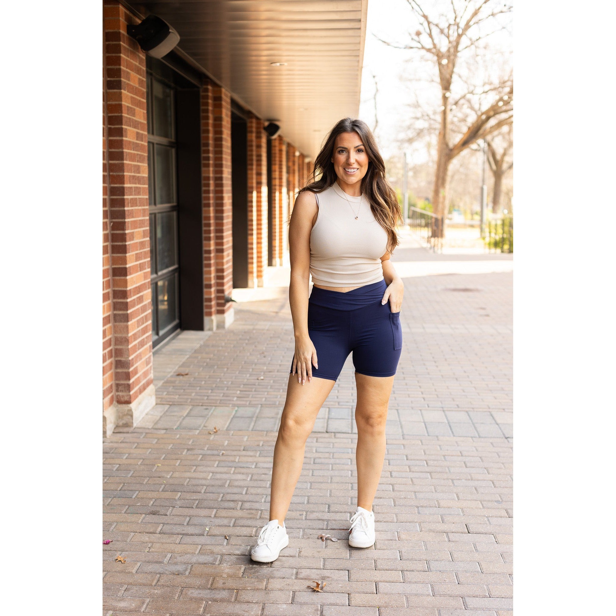 Abby - NAVY Crossover Biker 5 Shorts