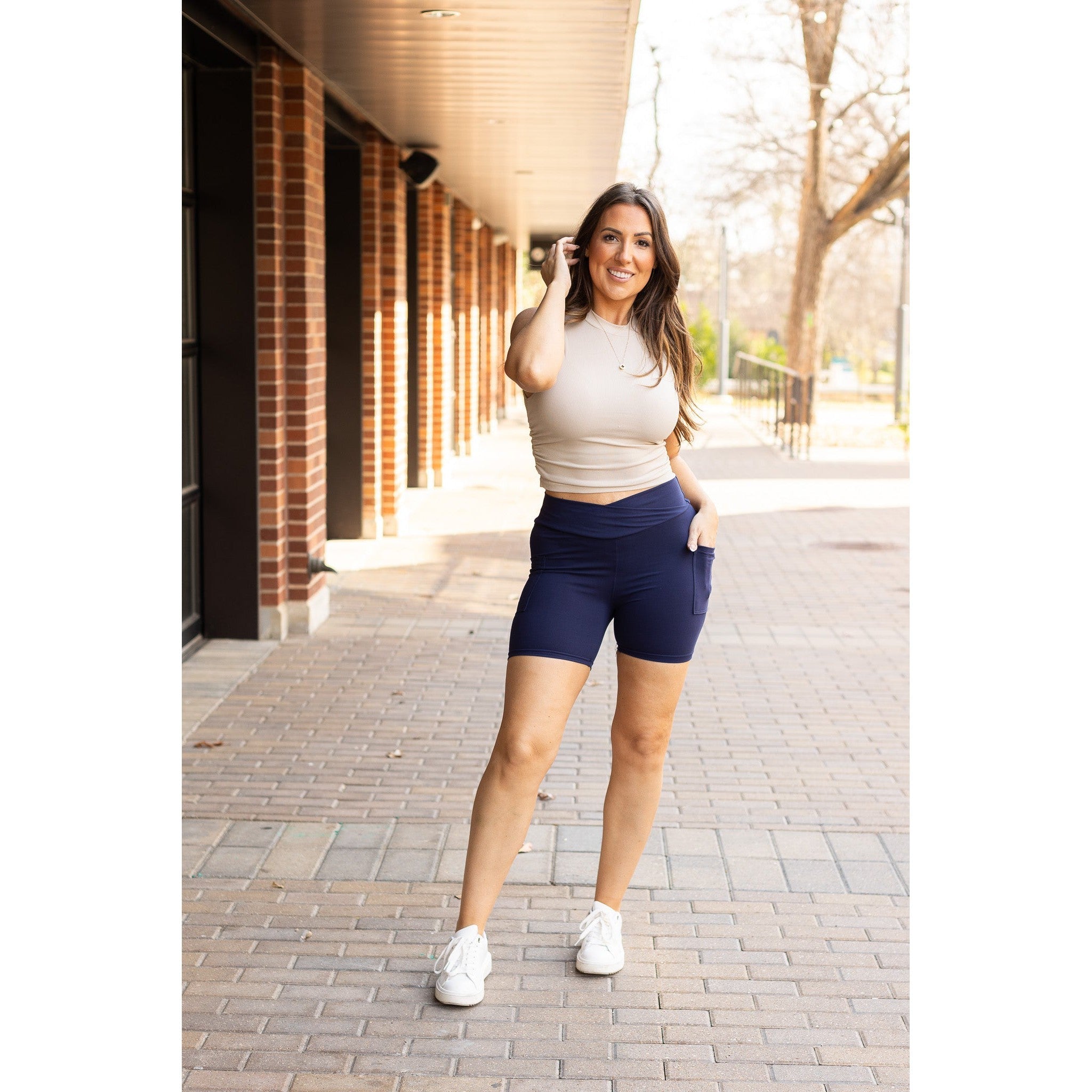 Abby - NAVY Crossover Biker 5 Shorts