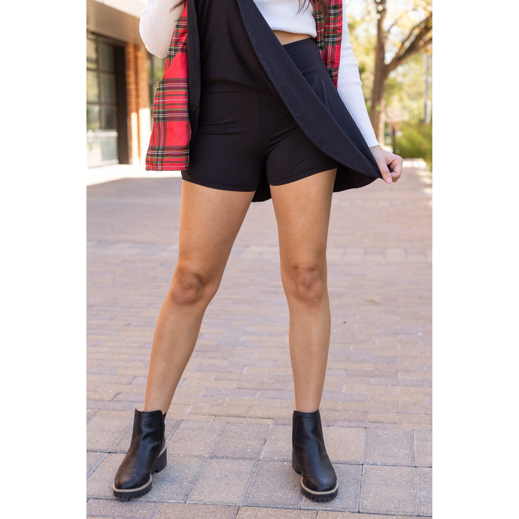 Brielle Black Skort*