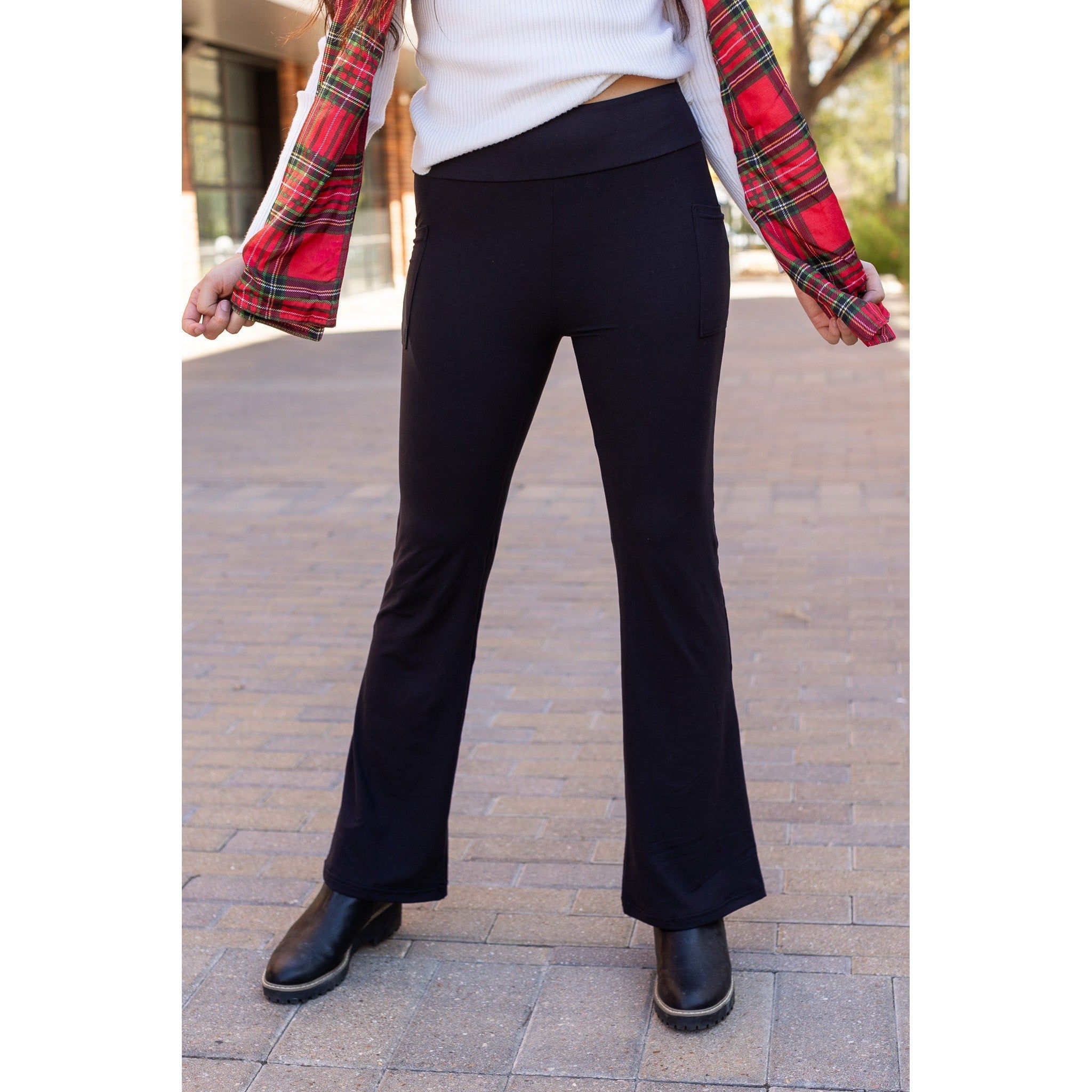 Vanessa - Black Bootcut Leggings