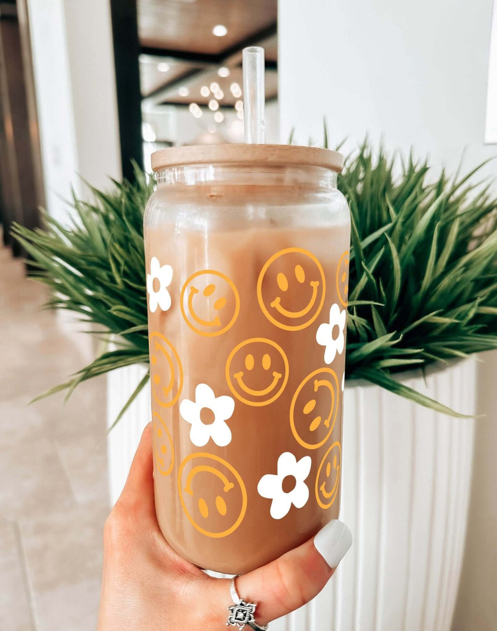 Cute Smiley Daisy Glass Cup, Mug & Tumbler with Lid and Straw