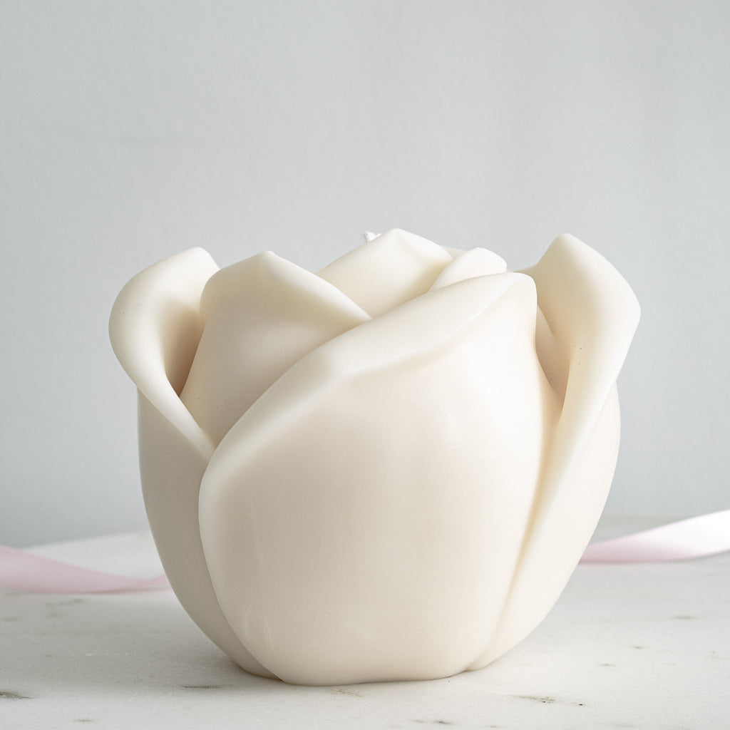 Large Rose Shaped Candle