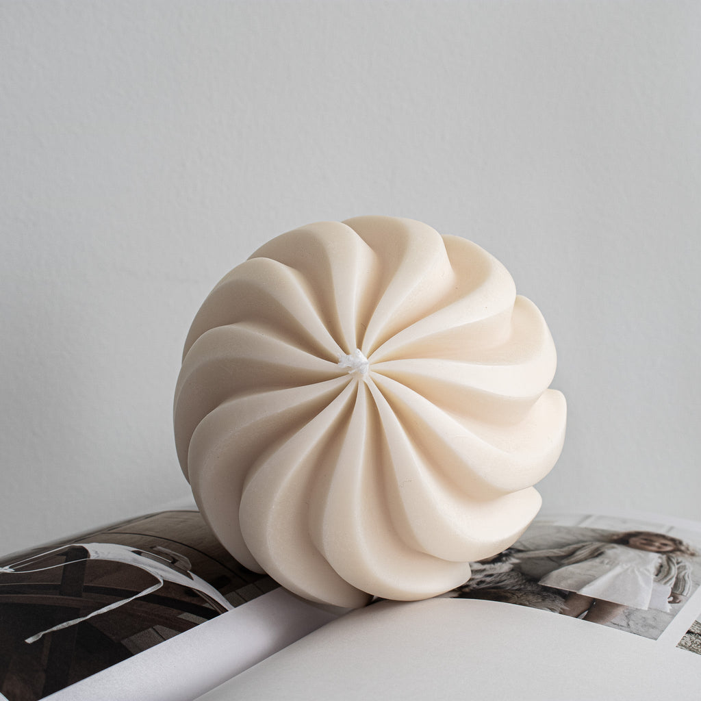 Swirl Ball Candle