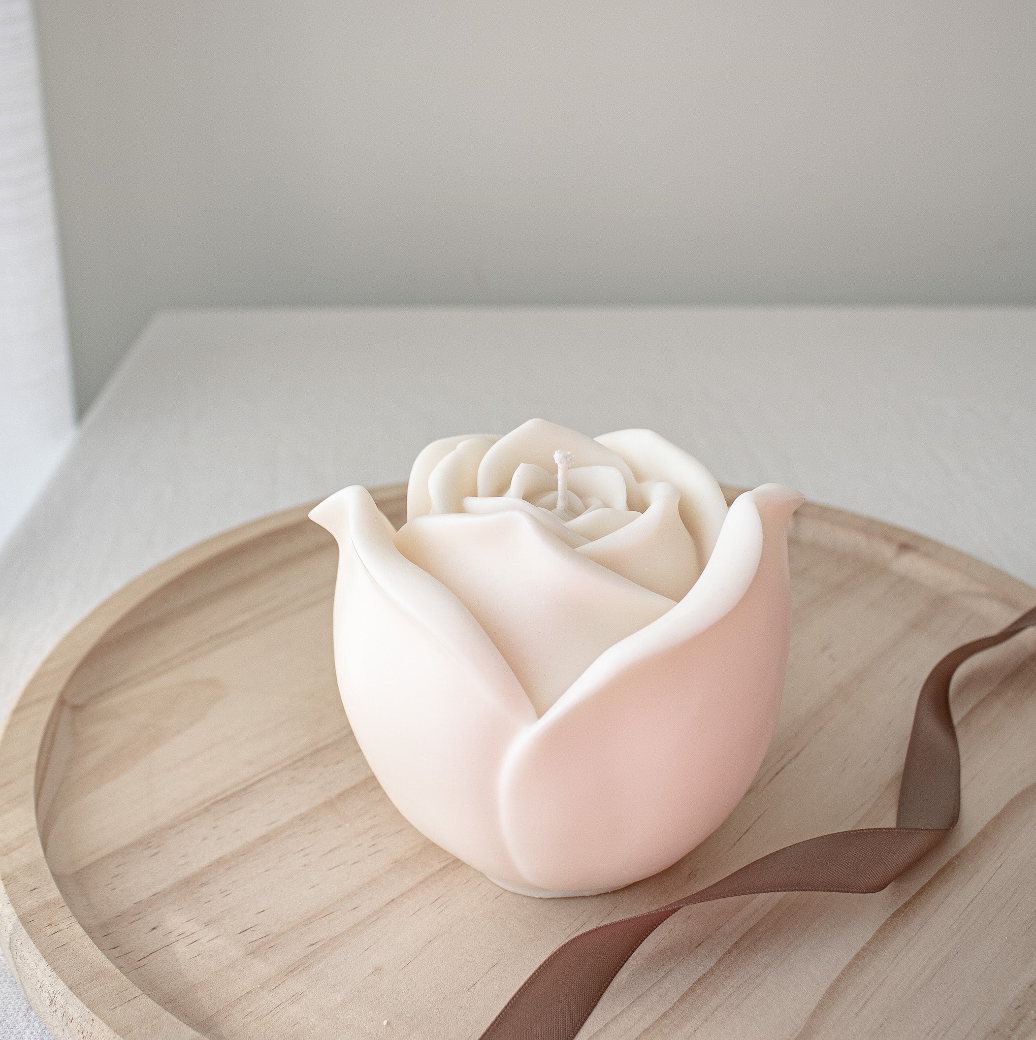Large Rose Shaped Candle