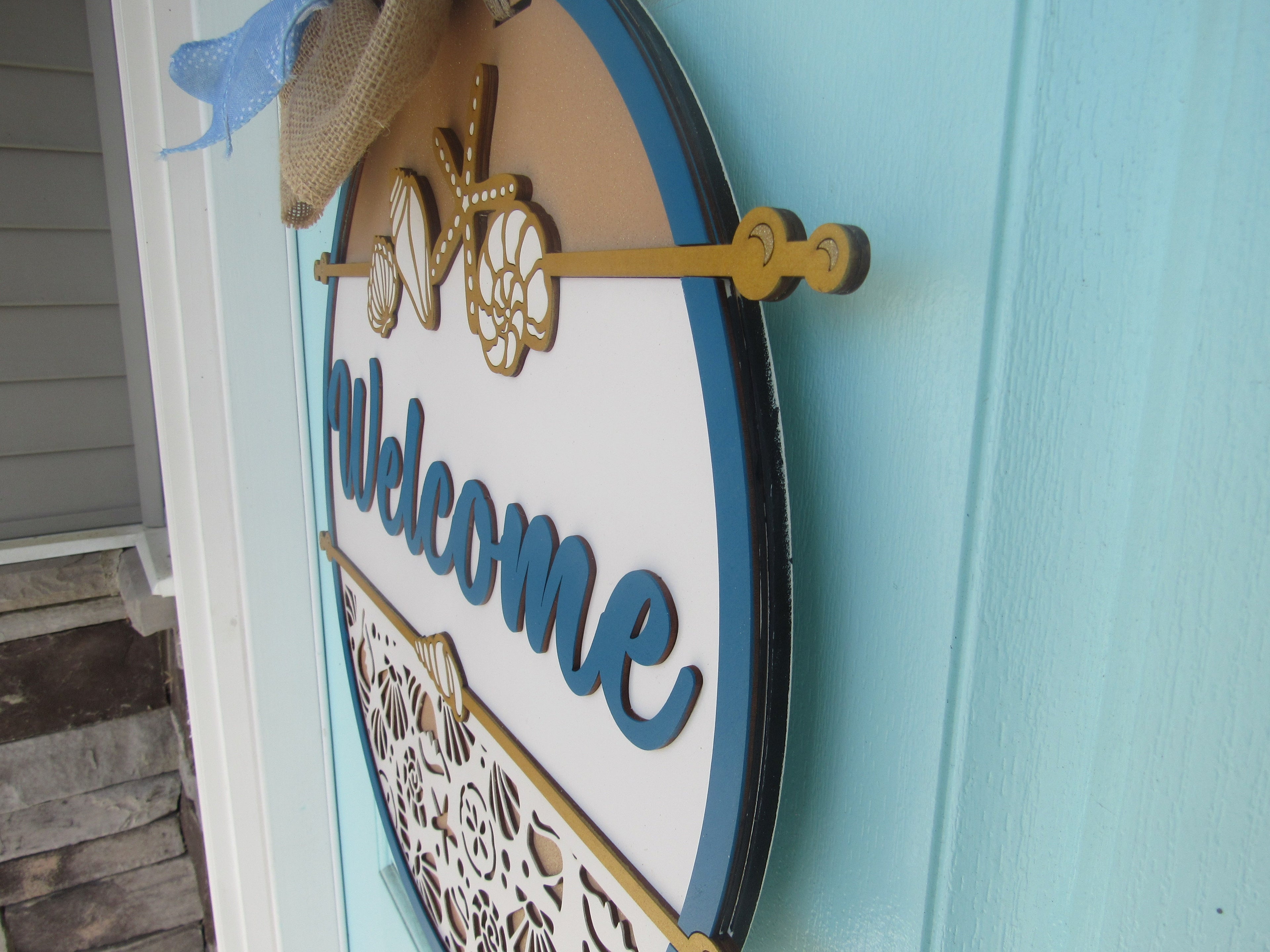 Beach Welcome Sign Door Hanger - Seashells & Starfish