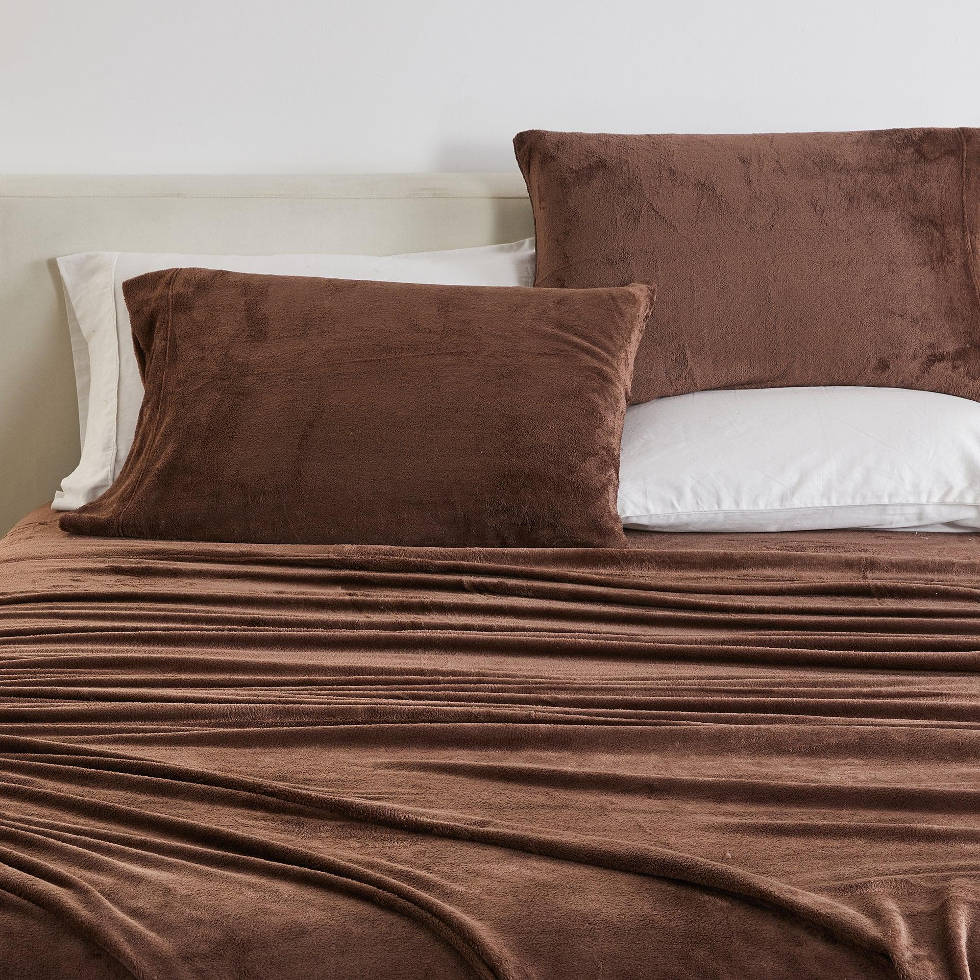 Solid Plush Sheet - Velvet Luxe Collection